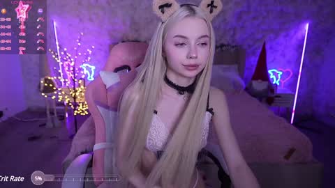 Eva online show from 01-16-25, 05:11