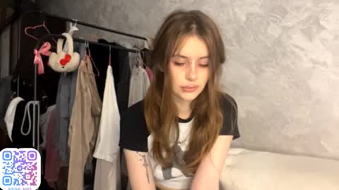 evva_avve_ online show from 11-07-25, 01:00