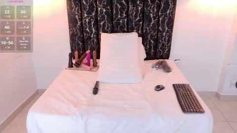 Snapshot of evvaa_moon chatting on 06-03-26, 02:33 evvaa_moon online show from 06-03-26, 02:33