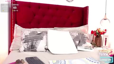 Snapshot of evycruz chatting on 03-12-25, 01:30 Evycruz online show from 03-12-25, 01:30