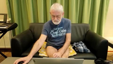 Naaktloper online show from 01-05-26, 05:27