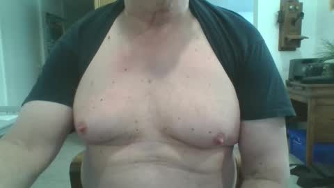 Snapshot of excitacbleguy9 chatting on 02-08-25, 06:44 was excitablyguy hacked online show from 02-08-25, 06:44