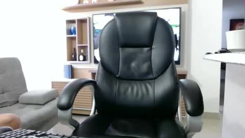 camilo online show from 09-08-25, 10:42