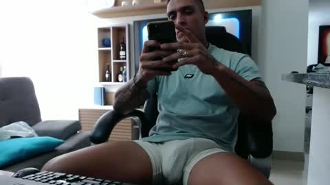 camilo online show from 09-30-25, 03:39