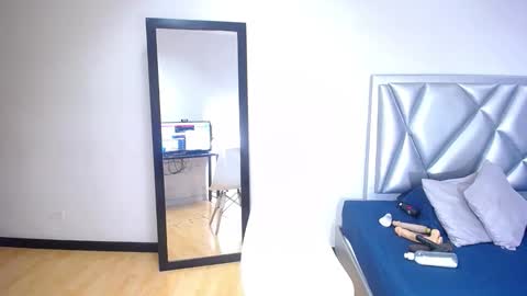 exotic_karmella online show from 10-16-25, 10:00