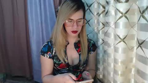 Snapshot of exoticbabes chatting on 09-22-25, 11:18 exoticbabes online show from 09-22-25, 11:18