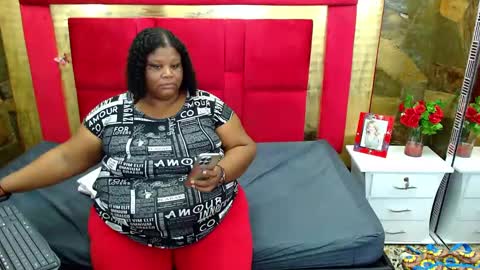 Snapshot of exoticbigmandx chatting on 12-25-24, 04:32 Mandy online show from 12-25-24, 04:32