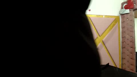 Snapshot of exoticbigmandx chatting on 10-11-25, 10:08 Mandy online show from 10-11-25, 10:08