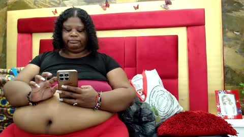 Snapshot of exoticbigmandx chatting on 10-23-25, 09:46 Mandy online show from 10-23-25, 09:46