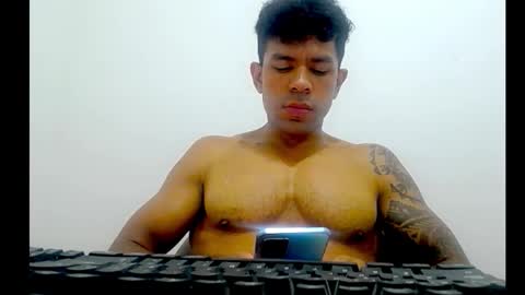 exoticboybigdick online show from 01-12-26, 07:52