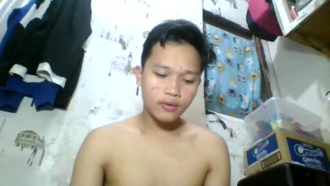 Snapshot of exotichugecock chatting on 12-19-24, 10:45 Jan online show from 12-19-24, 10:45