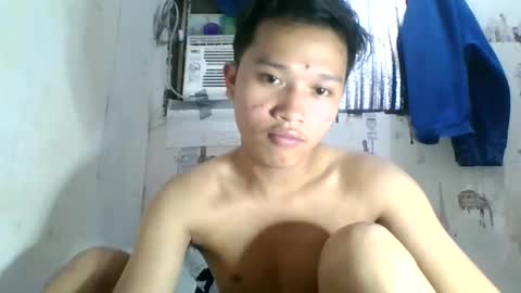 Snapshot of exotichugecock chatting on 12-20-24, 04:25 Jan online show from 12-20-24, 04:25