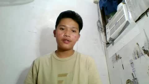 Snapshot of exotichugecock chatting on 01-12-25, 08:36 Jan online show from 01-12-25, 08:36