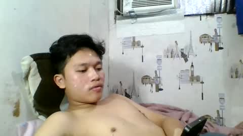 Snapshot of exotichugecock chatting on 01-16-25, 06:37 Jan online show from 01-16-25, 06:37