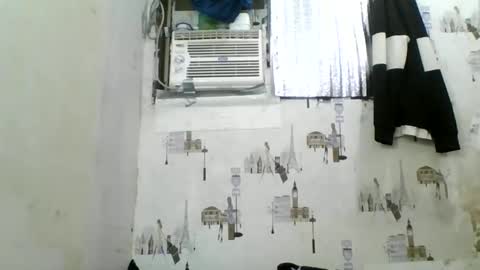 Snapshot of exotichugecock chatting on 02-18-25, 07:41 Jan online show from 02-18-25, 07:41