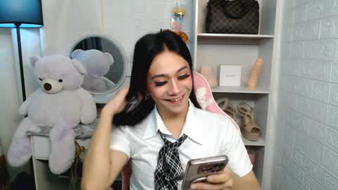 Snapshot of exotictssavie chatting on 02-25-25, 11:55 exotictssavie online show from 02-25-25, 11:55