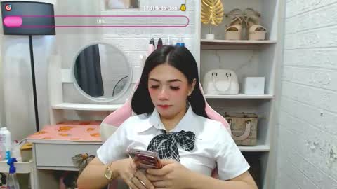 Snapshot of exotictssavie chatting on 10-23-25, 02:44 exotictssavie online show from 10-23-25, 02:44