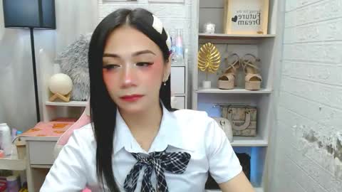 Snapshot of exotictssavie chatting on 11-26-25, 12:11 exotictssavie online show from 11-26-25, 12:11