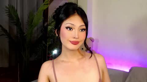 Snapshot of expensive_candyx chatting on 12-08-24, 03:35 Candy online show from 12-08-24, 03:35