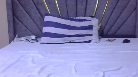 Snapshot of explicitly_certified chatting on 02-13-26, 12:23 explicitly_certified online show from 02-13-26, 12:23