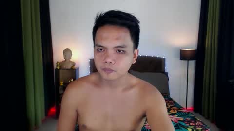 Snapshot of extraservice69menx chatting on 10-06-25, 01:36 JOHNDAVE online show from 10-06-25, 01:36