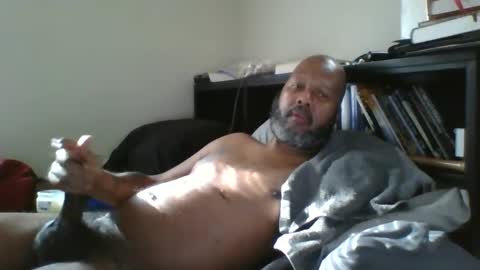 eyequee0007 online show from 02-10-25, 09:04