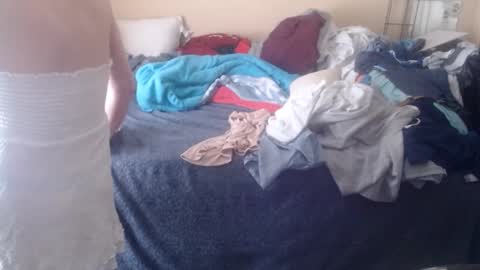 Snapshot of eyeswall0w chatting on 09-27-25, 02:55 eyeswall0w online show from 09-27-25, 02:55