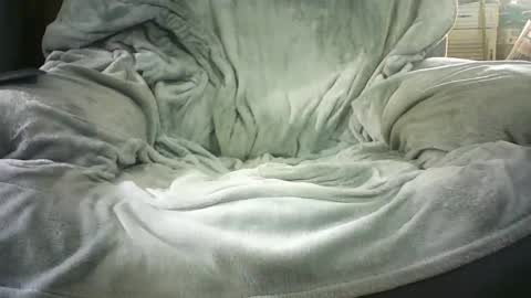 Snapshot of ezyleigh chatting on 01-14-25, 07:27 Grant something something something something something online show from 01-14-25, 07:27