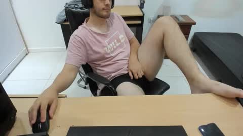 Ezzeq online show from 01-10-26, 02:35