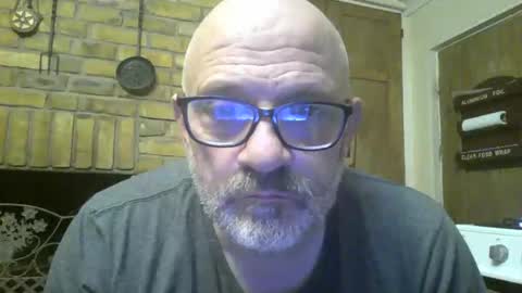 Snapshot of f1zzeek chatting on 01-14-26, 08:58 f1zzeek online show from 01-14-26, 08:58