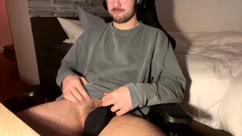 Call me bitch online show from 01-02-25, 06:45