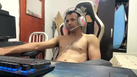 fabiospbauru online show from 12-19-24, 01:39