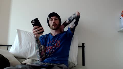 Snapshot of facialfan44 chatting on 11-03-25, 06:20 facialfan44 online show from 11-03-25, 06:20