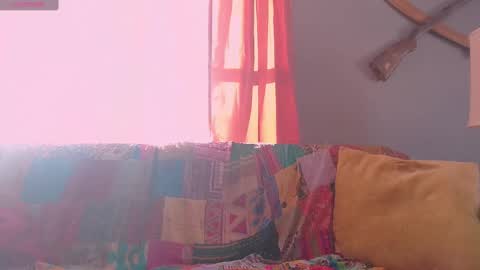 Snapshot of faeriedalelio chatting on 12-02-24, 03:03 Faerie Dalelio online show from 12-02-24, 03:03