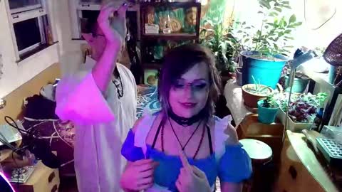 faewildflower online show from 10-14-25, 07:20