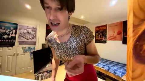 fagboysissy online show from 11-10-25, 06:07