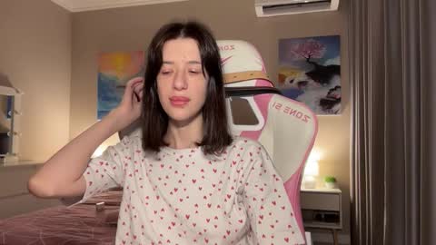 Bloom  online show from 10-31-25, 03:24