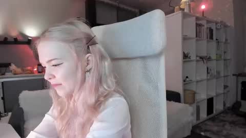 Snapshot of fairy_casey chatting on 03-03-25, 02:26 fairy_casey online show from 03-03-25, 02:26