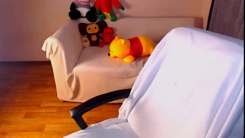 Snapshot of fairy_elli_hot chatting on 01-06-26, 09:50 Elli online show from 01-06-26, 09:50