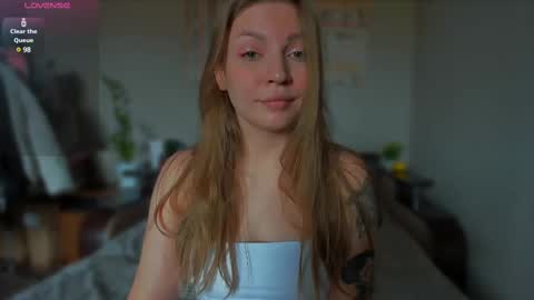 Snapshot of fairy_lele chatting on 03-11-25, 08:30 fairy_lele online show from 03-11-25, 08:30