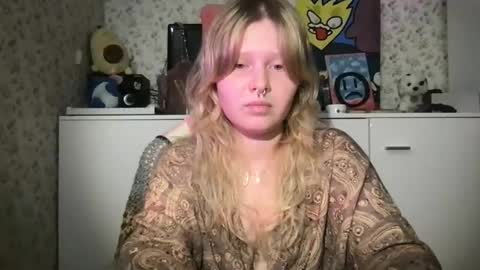 Arisha online show from 12-17-24, 06:53