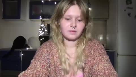 Arisha online show from 12-20-24, 04:04