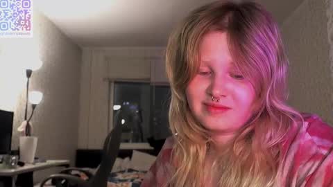 Arisha online show from 02-25-25, 05:04