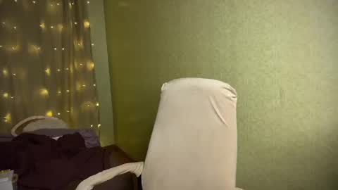 Ilona online show from 01-10-25, 07:46