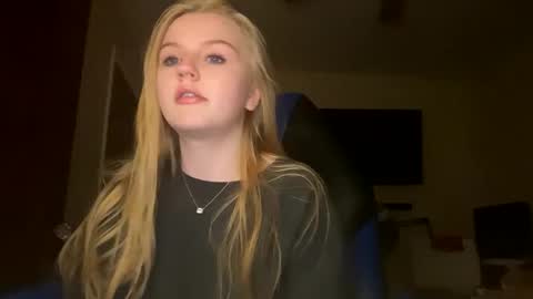 Snapshot of fairynation444 chatting on 09-30-25, 12:59 Fairy online show from 09-30-25, 12:59