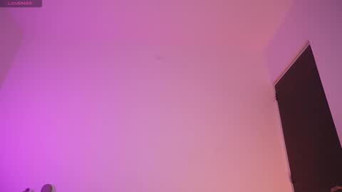 Sara  REMEMBER TO LEAVE A THUMB UP online show from 09-14-25, 05:50