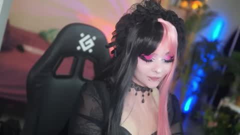 Snapshot of faith_chan chatting on 09-26-25, 04:16 faith_chan online show from 09-26-25, 04:16