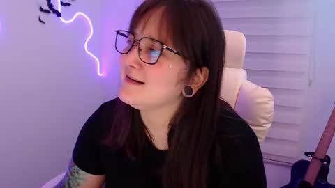 Snapshot of fallenag__ chatting on 06-23-26, 12:30 OF fallenag 1 online show from 06-23-26, 12:30