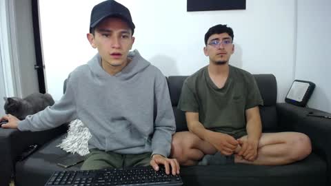 FallGays online show from 12-19-24, 04:56