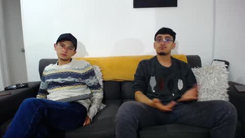 FallGays online show from 12-24-24, 03:26